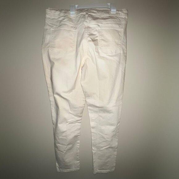 NWT Art Class High Rise Tapered Leg Cropped Jeans - Picture 3 of 6